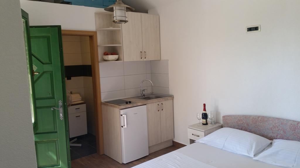 Apartments Beach Vile Holiday Živogošće Exterior foto